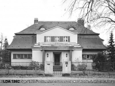 Wohnhaus  Sven-Hedin-Straße 18